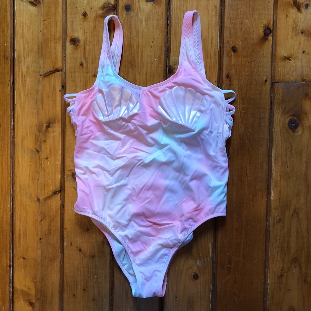 EUC VS Pink rainbow mermaid one piece shells